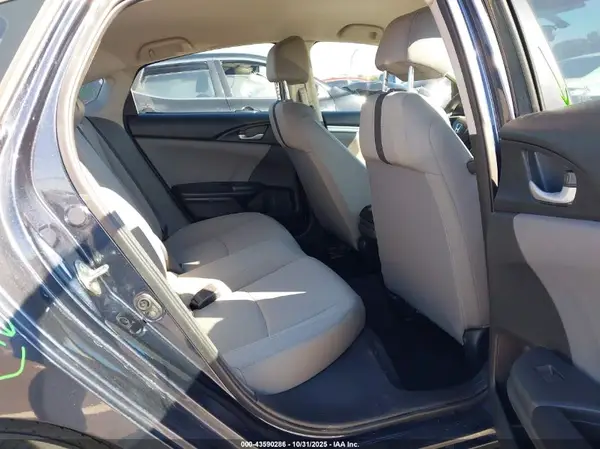 19XFC2F56GE096072 2016 HONDA CIVIC - Image 8
