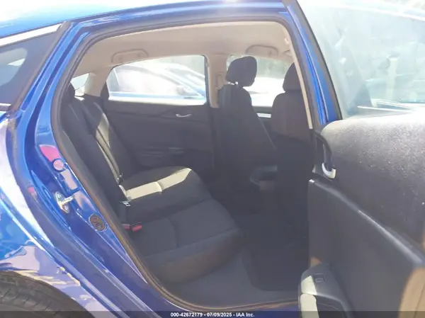 19XFC2F56GE096380 2016 HONDA CIVIC - Image 8