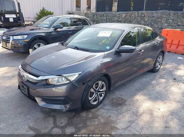 19XFC2F56GE202505 2016 HONDA CIVIC - Image 2