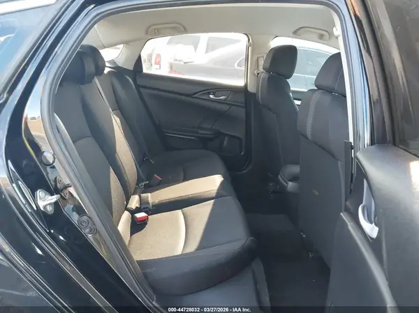 19XFC2F56GE217621 2016 HONDA CIVIC - Image 8
