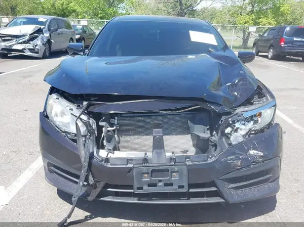 2016 HONDA CIVIC auction photo 6