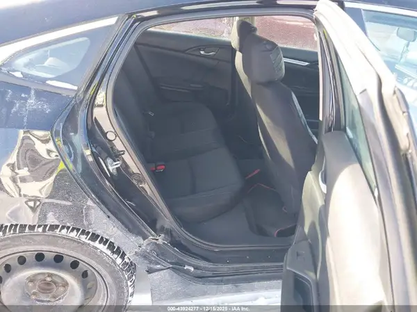 19XFC2F56GE240333 2016 HONDA CIVIC - Image 8
