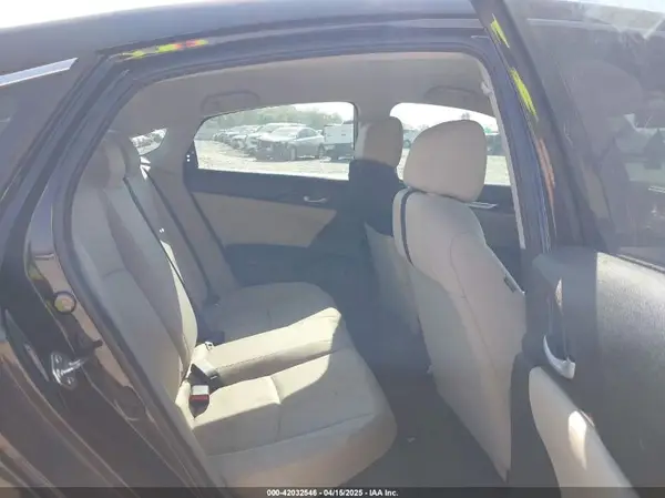 19XFC2F56HE014617 2017 HONDA CIVIC - Image 8