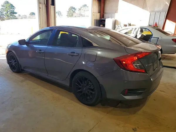 19XFC2F56HE017128 2017 HONDA CIVIC - Image 2