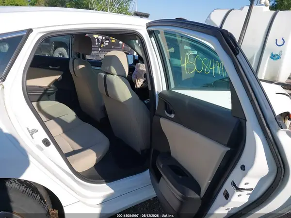 19XFC2F56HE032566 2017 HONDA CIVIC - Image 8