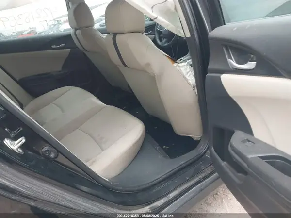 19XFC2F56HE040649 2017 HONDA CIVIC - Image 8