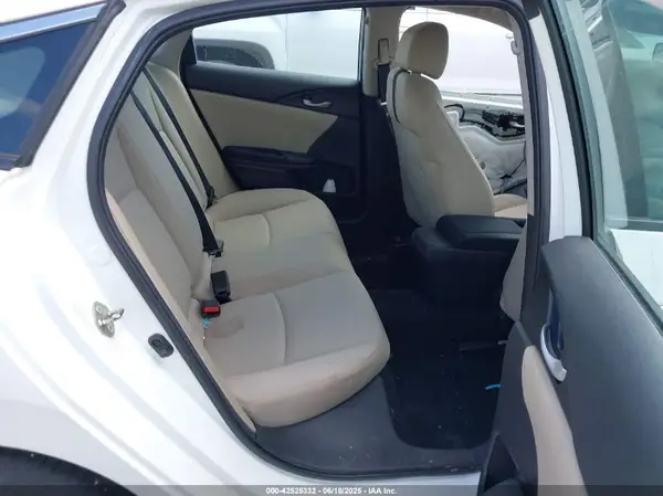19XFC2F56HE050176 2017 HONDA CIVIC - Image 8