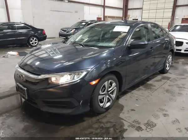 19XFC2F56HE221119 2017 HONDA CIVIC - Image 2