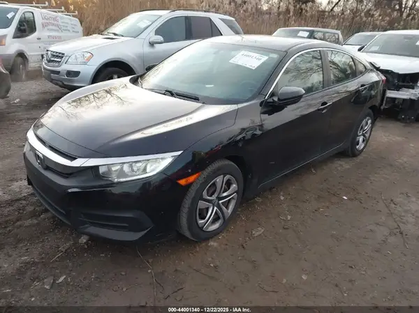 19XFC2F56HE233755 2017 HONDA CIVIC - Image 2
