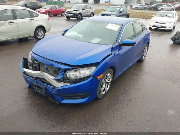 19XFC2F56JE000657 2018 HONDA CIVIC - Image 2
