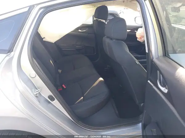 19XFC2F56JE004904 2018 HONDA CIVIC - Image 8