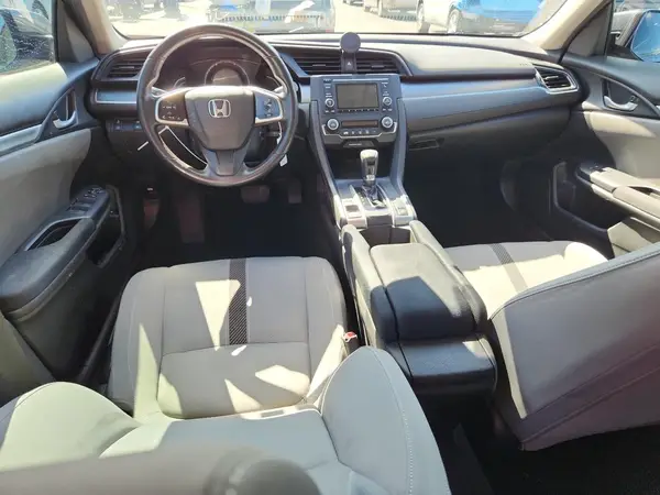 19XFC2F56JE010279 2018 HONDA CIVIC - Image 8