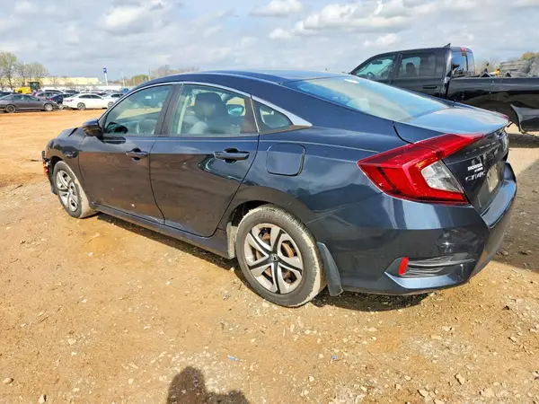 19XFC2F56JE011173 2018 HONDA CIVIC - Image 2