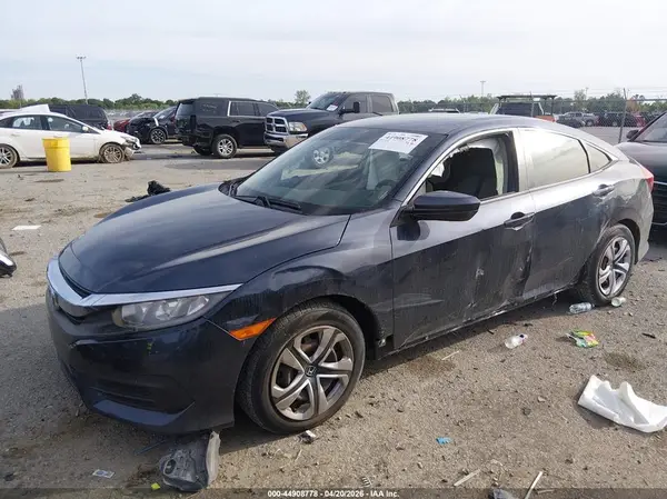 19XFC2F56JE012890 2018 HONDA CIVIC - Image 2