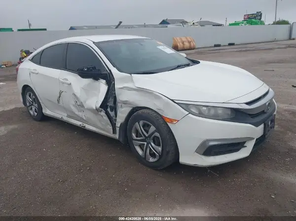 19XFC2F56JE013022 2018 HONDA CIVIC - Image 1