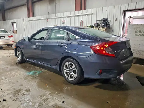 19XFC2F56JE014610 2018 HONDA CIVIC - Image 2