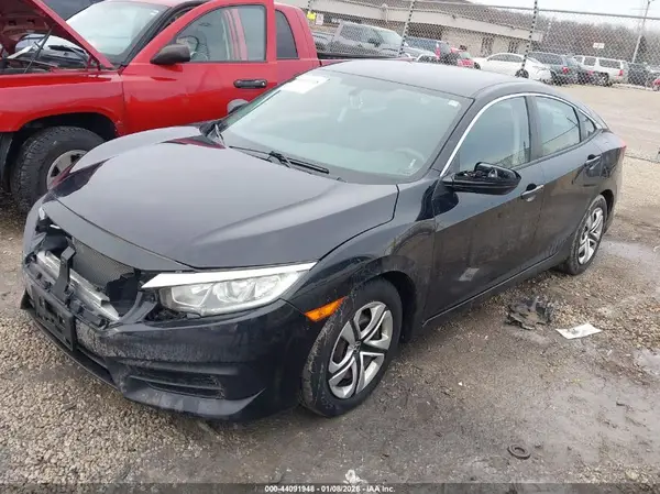 19XFC2F56JE016261 2018 HONDA CIVIC - Image 2