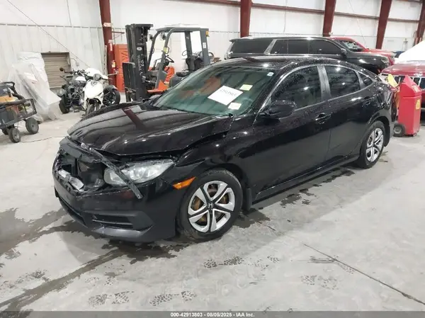 19XFC2F56JE032119 2018 HONDA CIVIC - Image 2