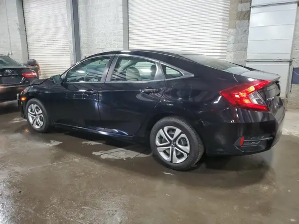 19XFC2F56JE038468 2018 HONDA CIVIC - Image 2