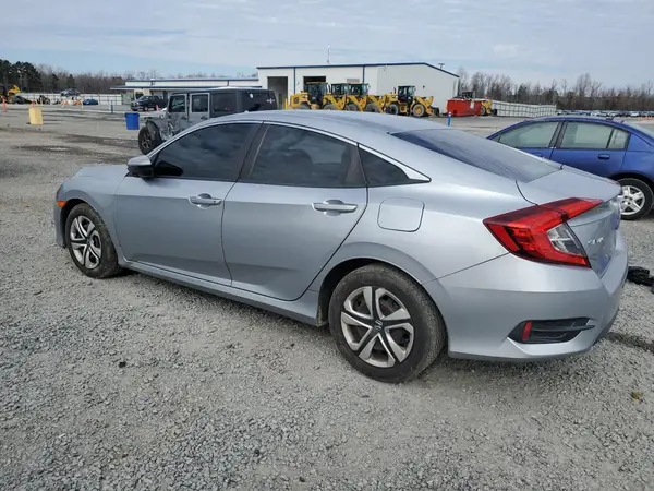 19XFC2F56JE042603 2018 HONDA CIVIC - Image 2