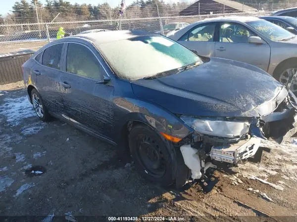 19XFC2F56JE201877 2018 HONDA CIVIC - Image 1