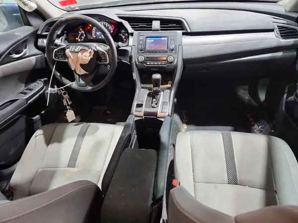 19XFC2F56JE205797 2018 HONDA CIVIC - Image 8