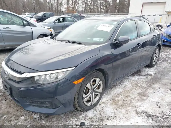 19XFC2F56JE209011 2018 HONDA CIVIC - Image 2