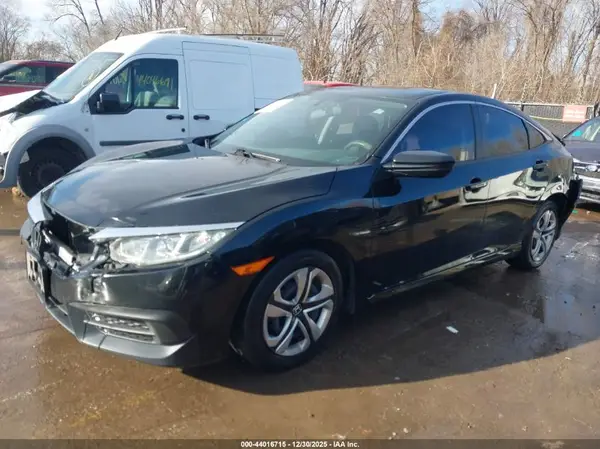 19XFC2F57GE002586 2016 HONDA CIVIC - Image 2