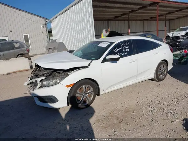 19XFC2F57GE007898 2016 HONDA CIVIC - Image 2