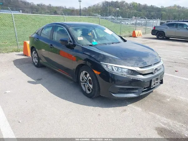 19XFC2F57GE015547 2016 HONDA CIVIC - Image 1
