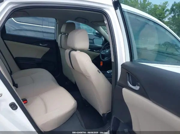 19XFC2F57GE017511 2016 HONDA CIVIC - Image 8