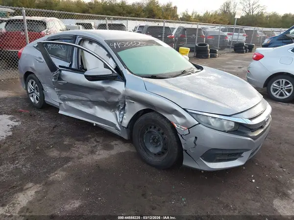 19XFC2F57GE018559 2016 HONDA CIVIC