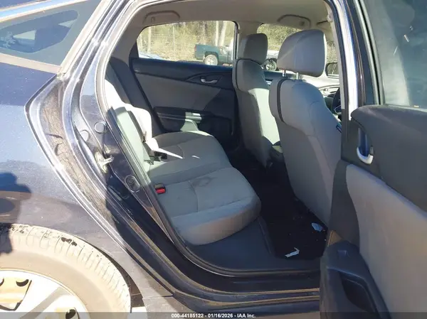 19XFC2F57GE031036 2016 HONDA CIVIC - Image 8