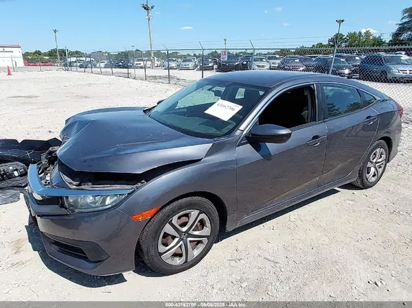 19XFC2F57GE031411 2016 HONDA CIVIC - Image 2