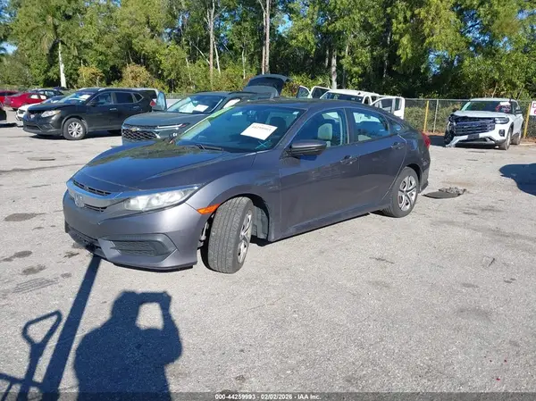 19XFC2F57GE034227 2016 HONDA CIVIC - Image 2