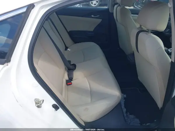 19XFC2F57GE070595 2016 HONDA CIVIC - Image 8