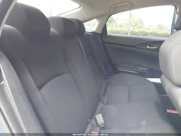 19XFC2F57GE079653 2016 HONDA CIVIC - Image 8