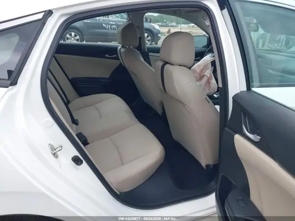 19XFC2F57GE087431 2016 HONDA CIVIC - Image 8