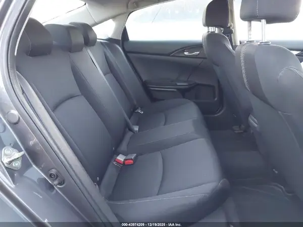 19XFC2F57GE087901 2016 HONDA CIVIC - Image 8