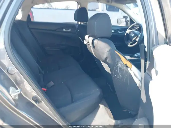 19XFC2F57GE201363 2016 HONDA CIVIC - Image 8