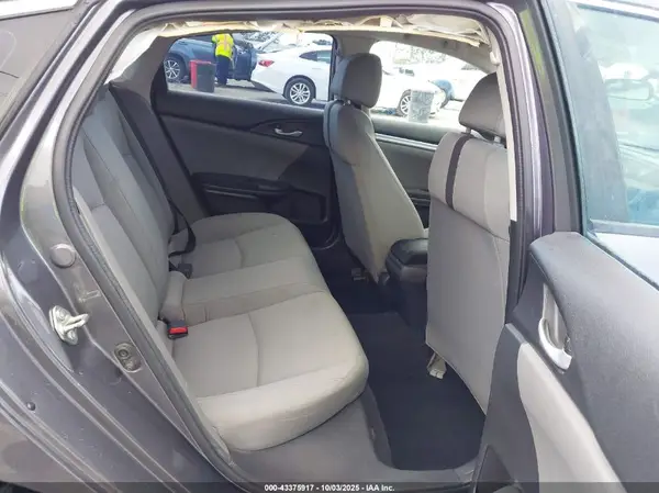 19XFC2F57GE204070 2016 HONDA CIVIC - Image 8