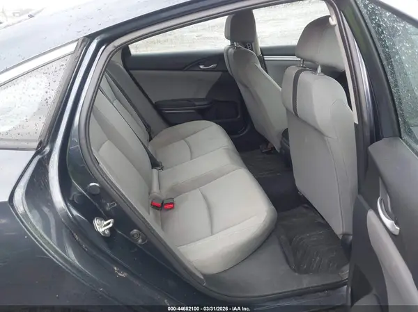 19XFC2F57GE204750 2016 HONDA CIVIC - Image 8