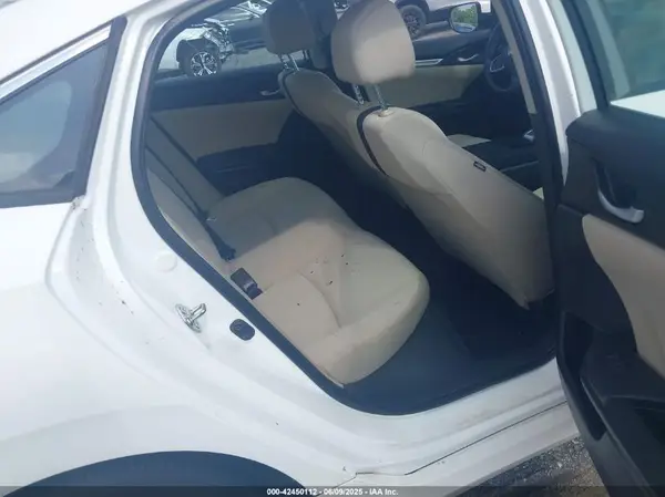 19XFC2F57GE205557 2016 HONDA CIVIC - Image 8
