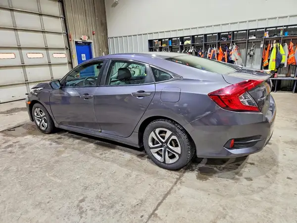 19XFC2F57GE217787 2016 HONDA CIVIC - Image 2