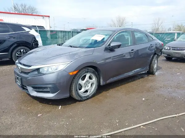 19XFC2F57GE218258 2016 HONDA CIVIC - Image 2