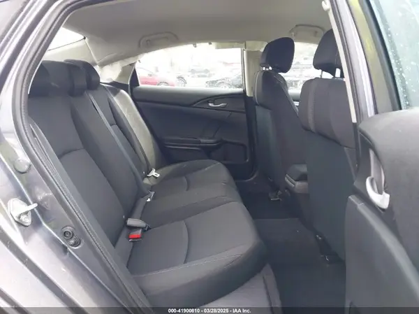 19XFC2F57GE218258 2016 HONDA CIVIC - Image 8