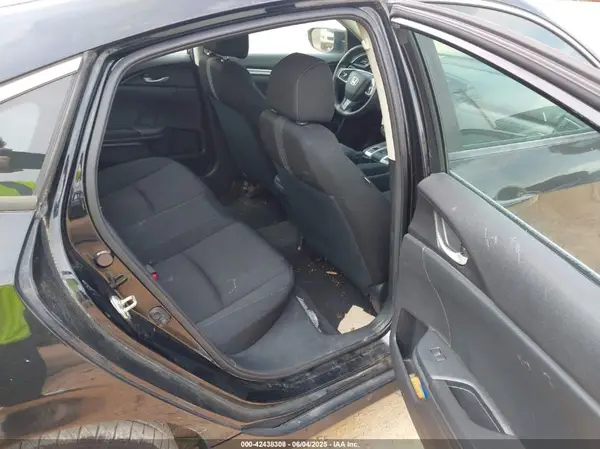 19XFC2F57GE218759 2016 HONDA CIVIC - Image 8