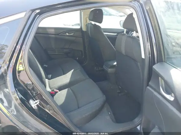 19XFC2F57GE221158 2016 HONDA CIVIC - Image 8