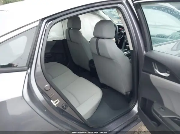 19XFC2F57GE234945 2016 HONDA CIVIC - Image 8