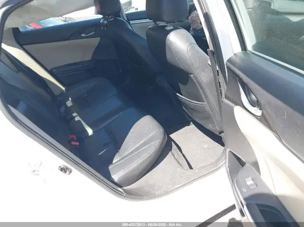 19XFC2F57GE250692 2016 HONDA CIVIC - Image 8